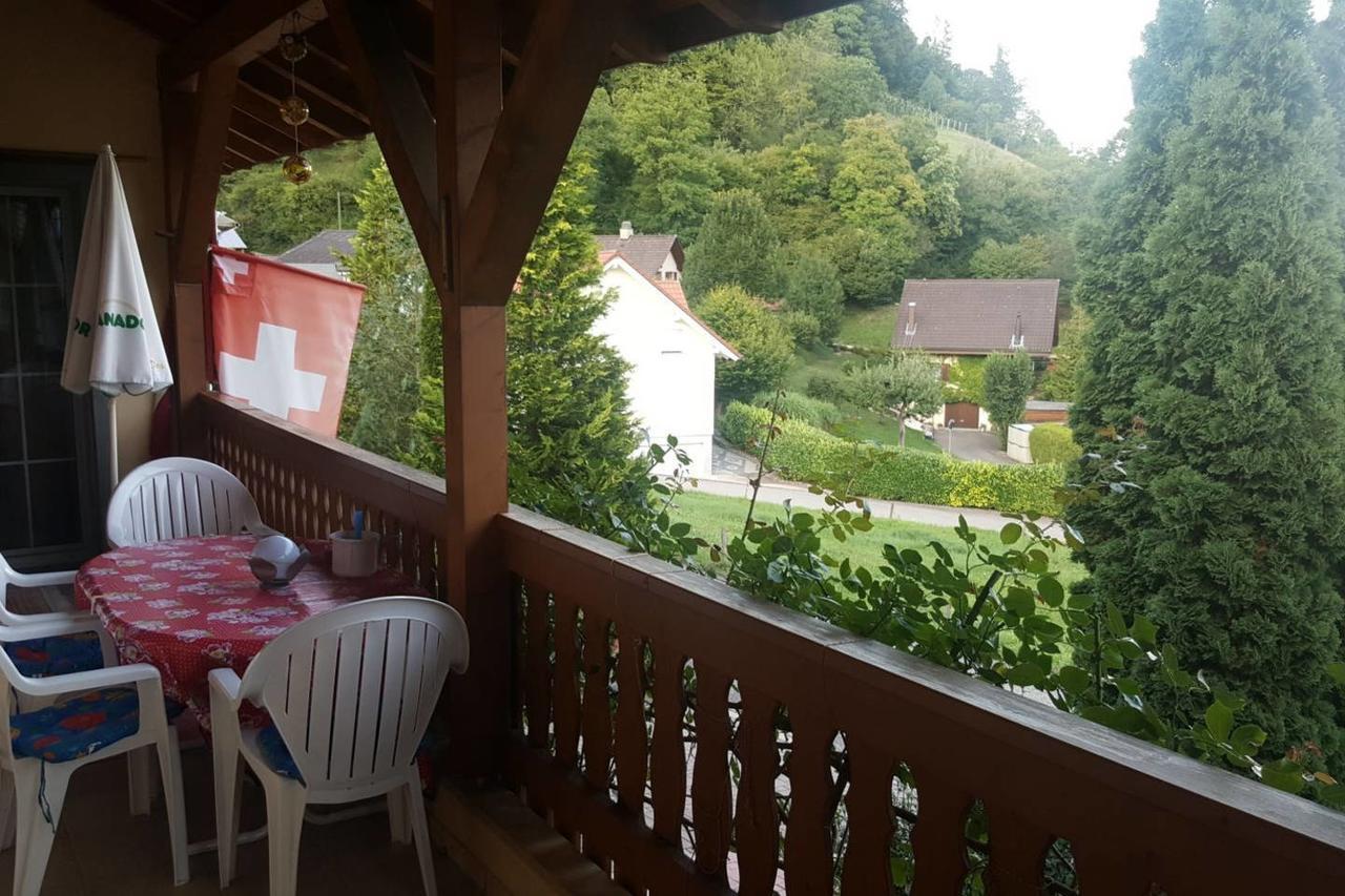 Bed and Breakfast Mona'S Sleep & Go Buren  Exterior foto